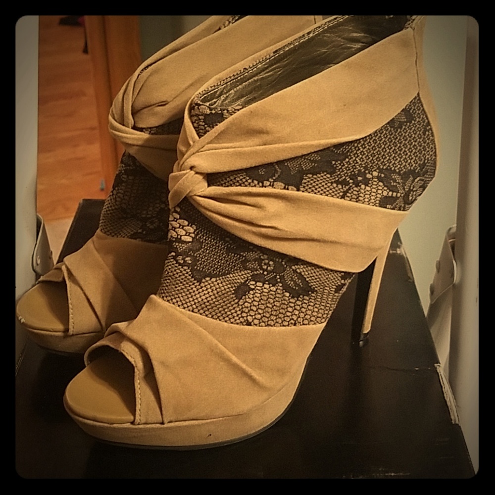 Peep toe ankle boots